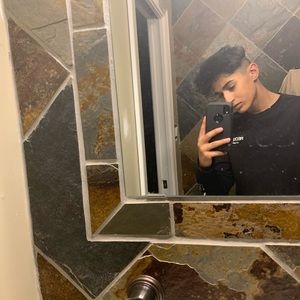 Meet your Posher, Roman